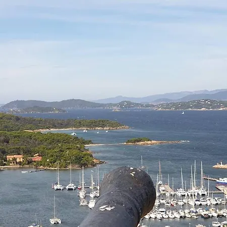 Apartment Beau T2 A Avec Parking - Fr-1-335-206 *