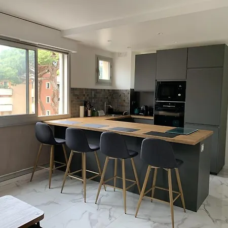 Beau T2 A Avec Parking - Fr-1-335-206 Єр