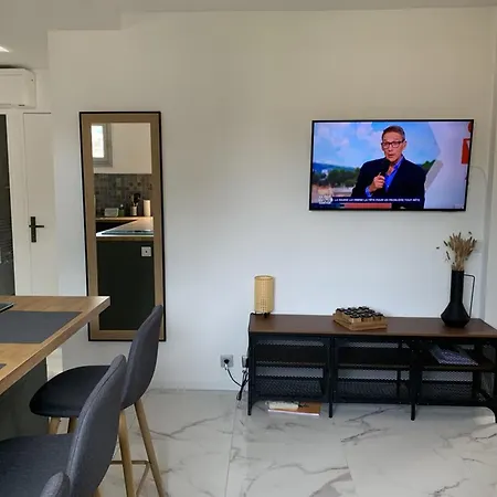 Beau T2 A Avec Parking - Fr-1-335-206 * Єр